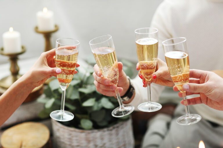 Find en lækker Moet champagne til en hyggelig aften